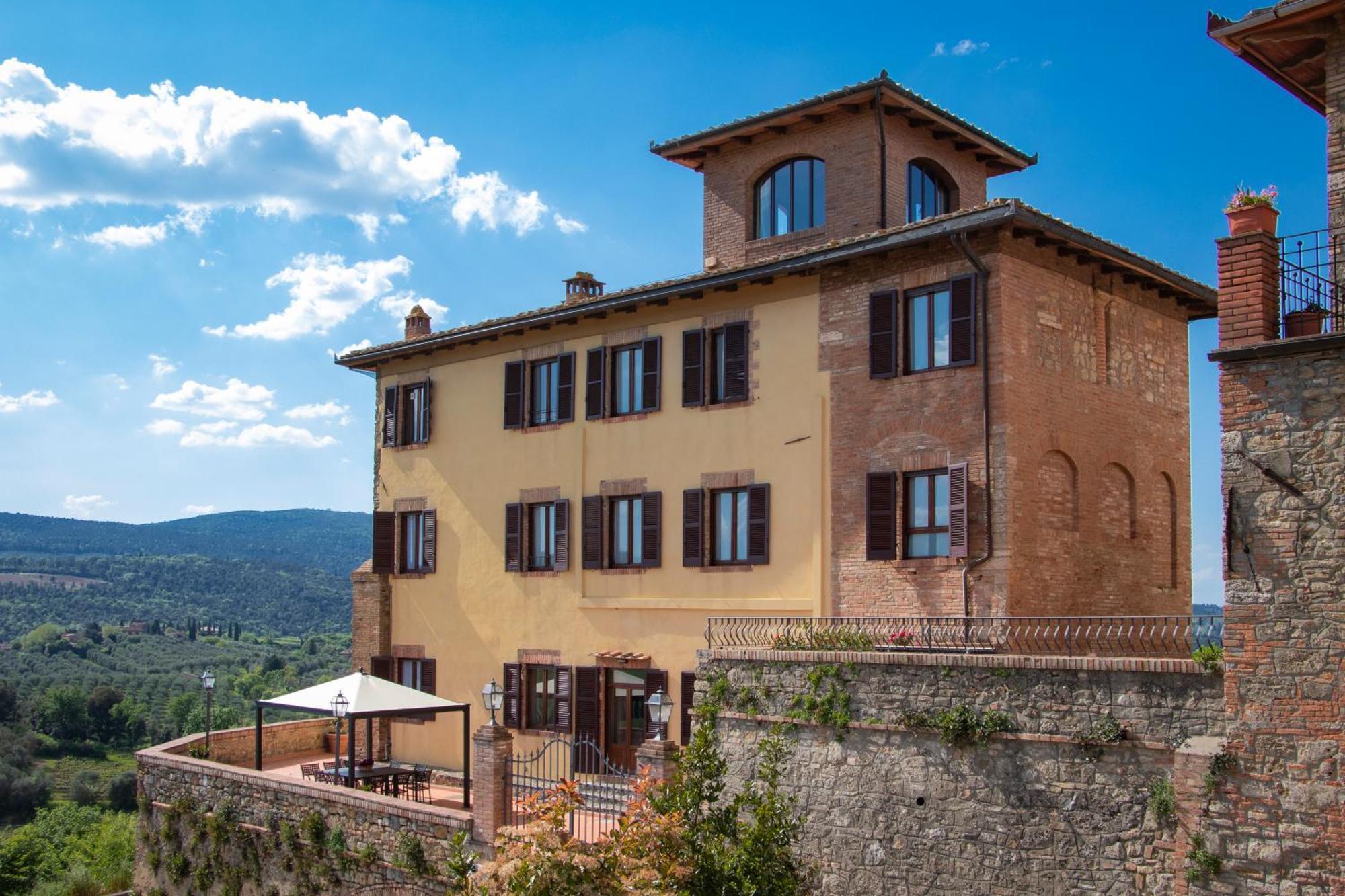 Agriturismo Castello Di Montauto Сан-Джиминьяно Экстерьер фото
